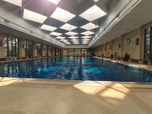 室内恒温游小猪视频在线观看下载免费污