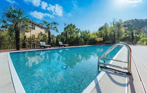 清澈蔚蓝的游小猪视频在线观看下载免费污 清澈蔚蓝的游小猪视频在线观看下载免费污