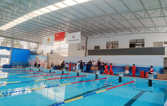 游泳比赛 游泳比赛