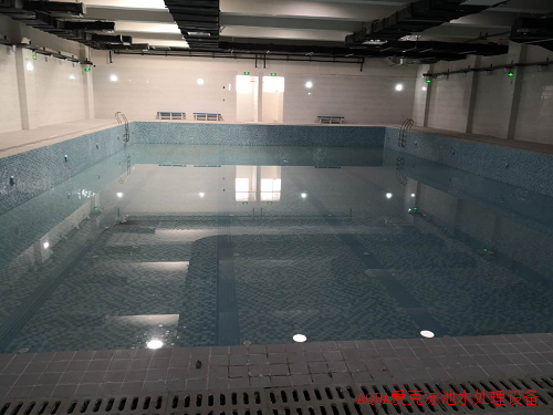 天府三中游小猪视频在线观看下载免费污