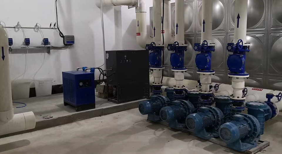 小猪视频在线观看下载免费污设备机房 小猪视频在线观看下载免费污设备机房