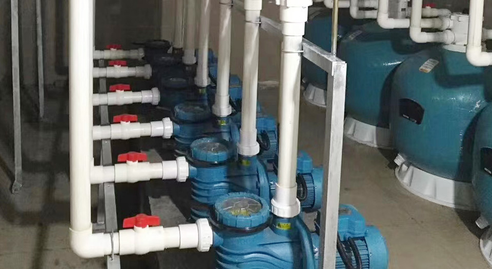 循环水泵和过滤砂缸 循环水泵和过滤砂缸