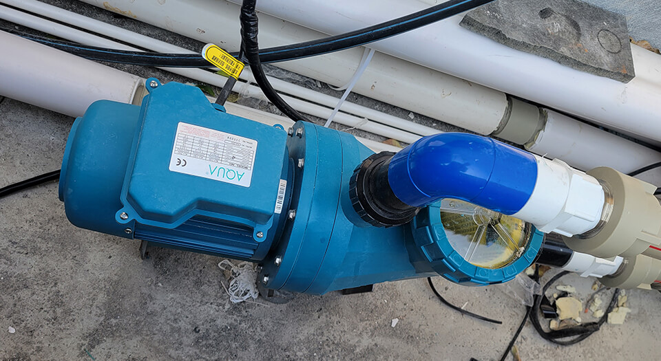 循环水泵安装现场 循环水泵安装现场