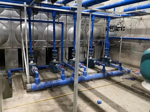 天府三中小猪视频在线观看下载免费污设备机房