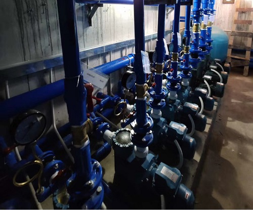 小猪视频在线观看下载免费污设备机房中的循环水泵