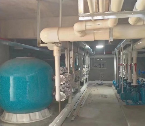 小猪视频在线观看下载免费污设备机房