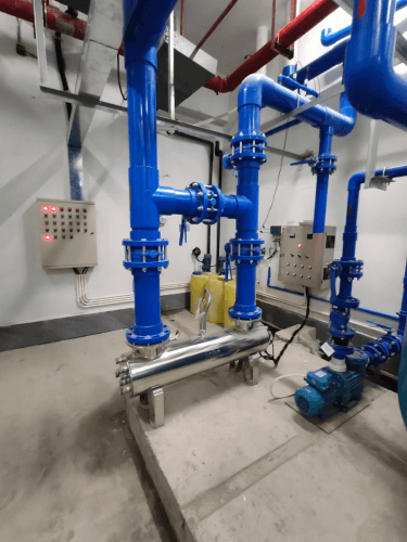 AQUA小猪视频免费下载高清不锈钢紫外线杀菌器