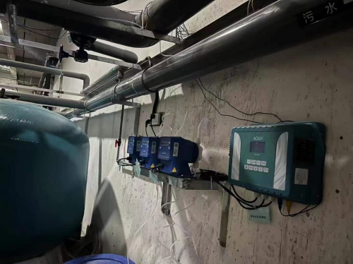 水质监控仪，投药泵