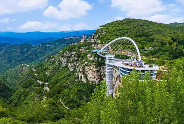 山东淄博悬崖小猪视频在线观看下载免费污